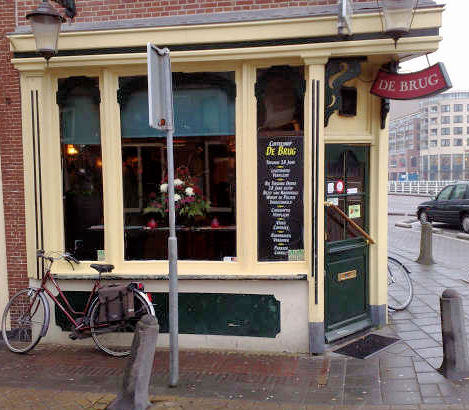 De Brug coffee shop