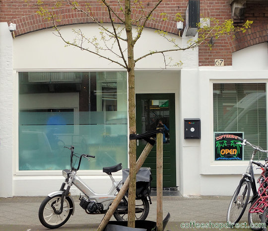 Crash Light coffee shop