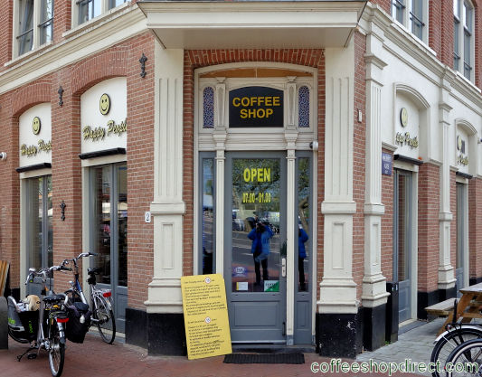 Happy People coffee shop
