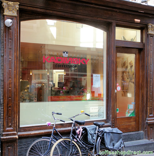 Kadinsky 3 coffee shop