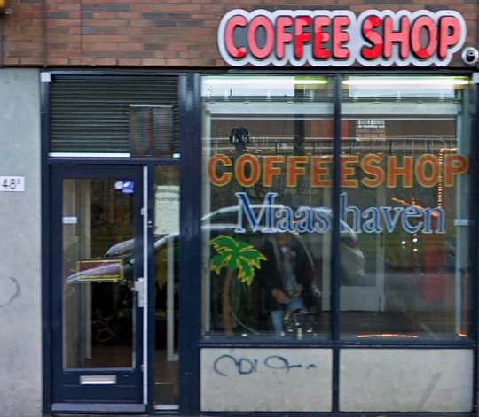 Maashaven coffee shop