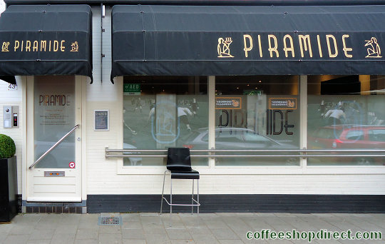 Piramide coffee shop