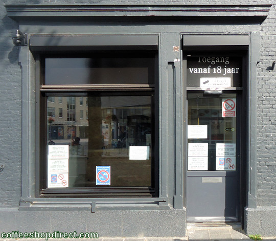 Purple coffee shop (Flushing)