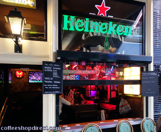De Kroon Bar smoker-friendly bar